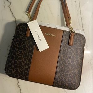 Calvin Klein large handbag. New with tags!!!